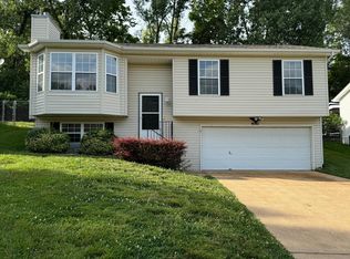4041 Whitehall Dr, Arnold, MO 63010