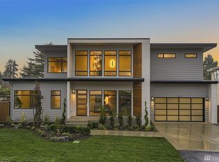 2241 70th Ave SE, Mercer Island, WA 98040