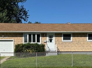 1318 Chicago Ave, Bay Shore, NY 11706