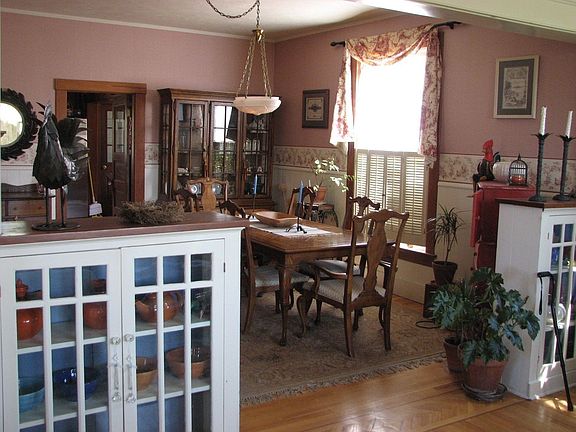 Formal Dining