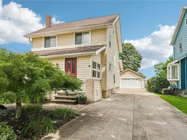 202 W 39th St, Lorain, OH 44052