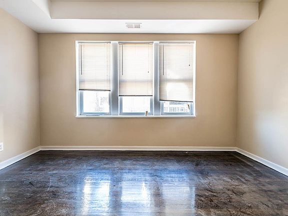 4th image of 107-113 N Laramie Ave #4484