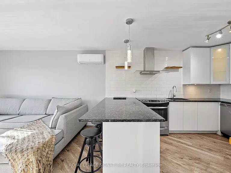 28 Victoria Ave N #312 — Photo 18