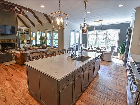 5th image of 10588 Legacy Point Dr