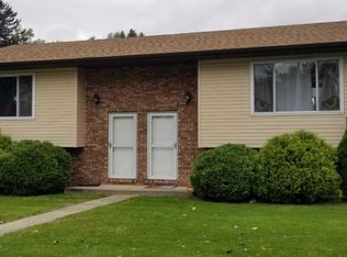 104-108 N Jackson Blvd, Chesterton, IN 46304