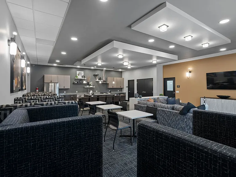 Lydia Rose Apartments — Photo 16
