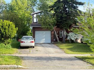 25 Yucatan Rd, Toronto, ON M2H2K9