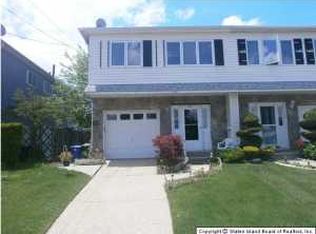 102 Annadale Rd, Staten Island, NY 10312