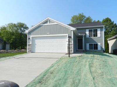 558 Swan River Dr, Benton Harbor, MI, 49022