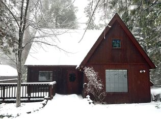 25307 Acorn Ln, Idyllwild, CA 92549