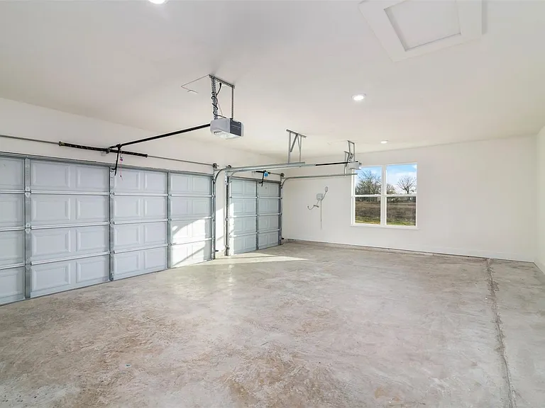2722 Eastridge Blvd — Photo 28