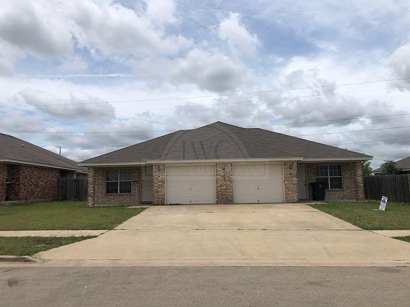1st image of 2701 Seabiscuit Dr APT A