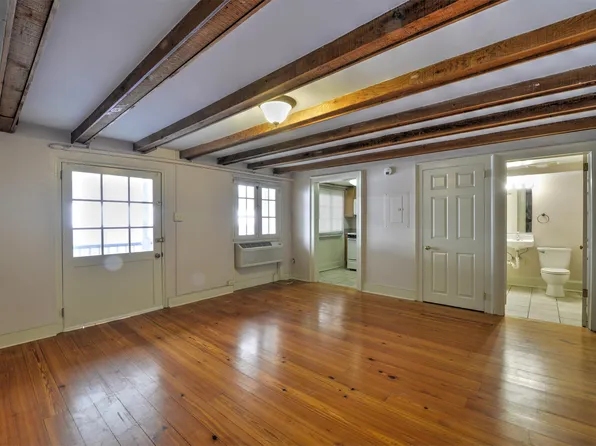 722-724 St Louis LLC, 722 Saint Louis St, New Orleans, LA 70130