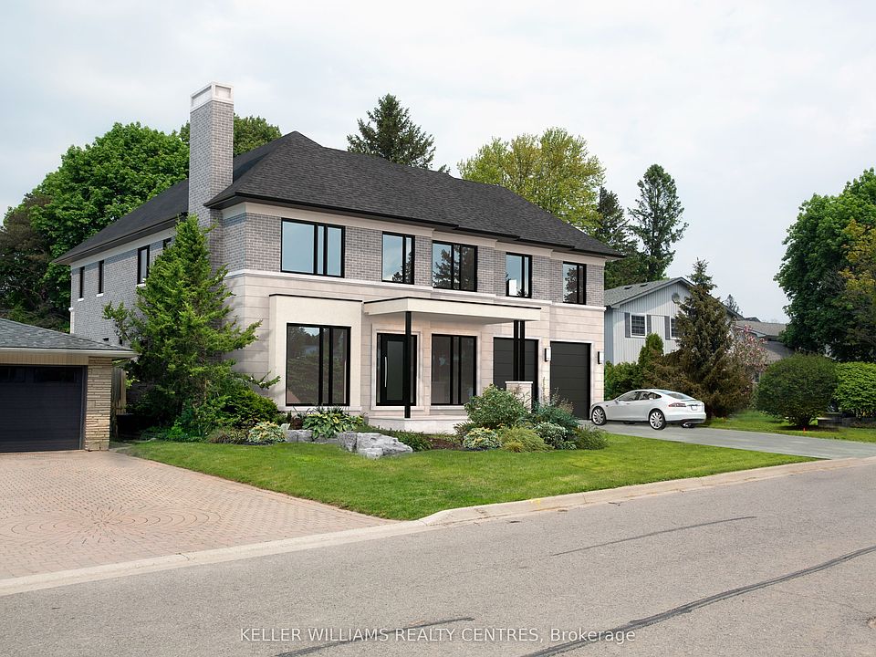 1st image of 10 Hawthorne Ln