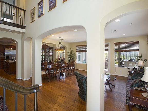 3rd image of 10147 Lone Bluff Dr
