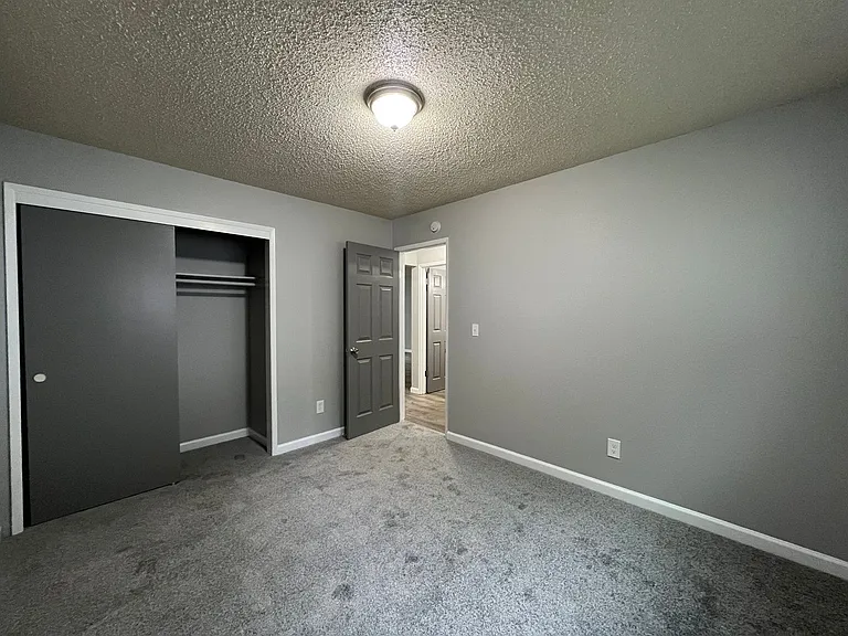 Briar Rose Apartments — Photo 50