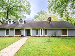 22 Fernwood Dr, Conway, AR 72034