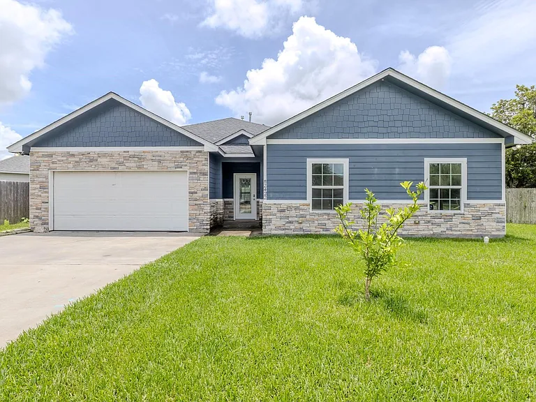 2422 Cardinal Dr — Photo 33