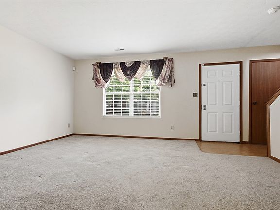 4th image of 5701 Leyden Ln
