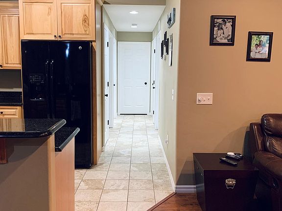 2nd image of 123 Silver Ct
