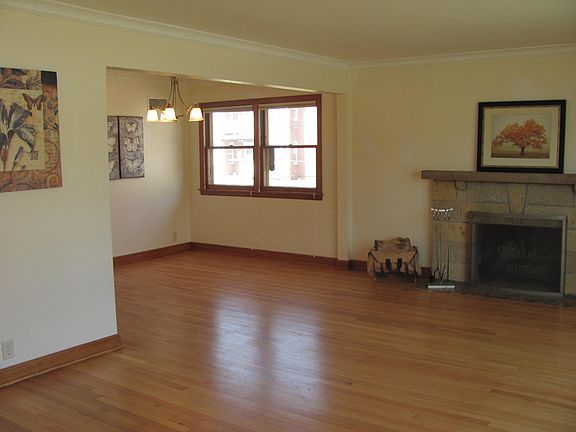 3rd image of 2659 N 85th St