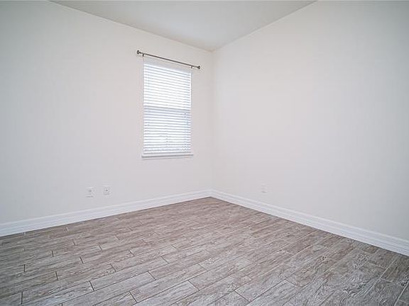 4th image of 8201 Corkfield Ave