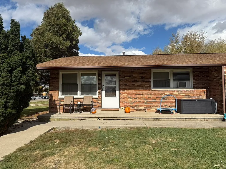 319 S Harrison St #319 — Photo 4