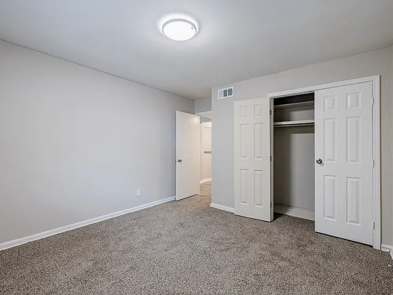 Modern Living in the Heart of Northlake — Photo 95