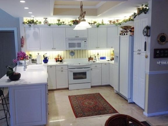4th image of 3236 Glenridge Ct
