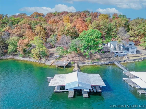 42 Oak Road, Lake Ozark, MO 65049