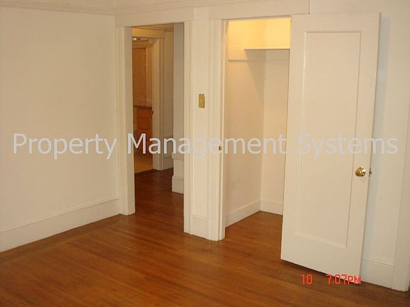 5th image of 30 Shotwell St #1