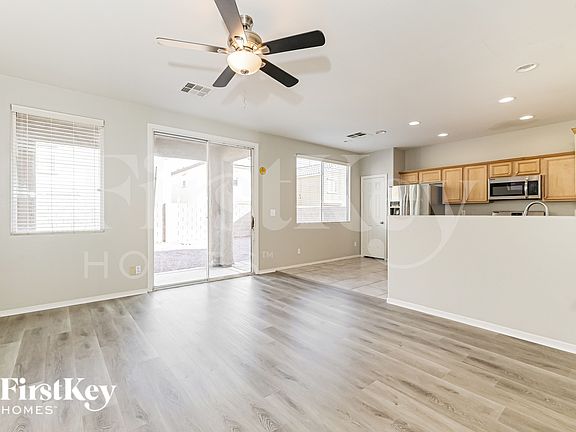 5th image of 4946 Copperlyn St
