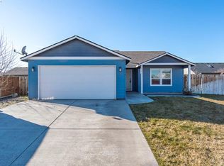 6110 Panther Ln, Pasco, WA 99301