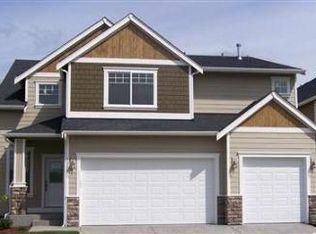 1200 Goldfinch Ave SW, Orting, WA 98360