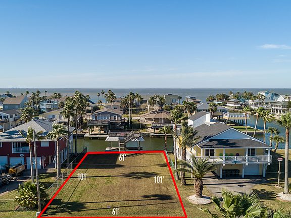 2nd image of 21706 Frio Dr