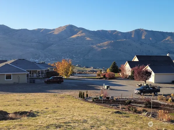 315 Orchard View Drive, Chelan, WA 98816