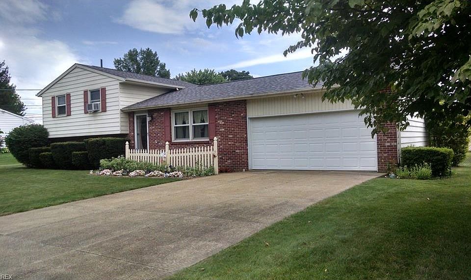 1st image of 5454 Francesca St