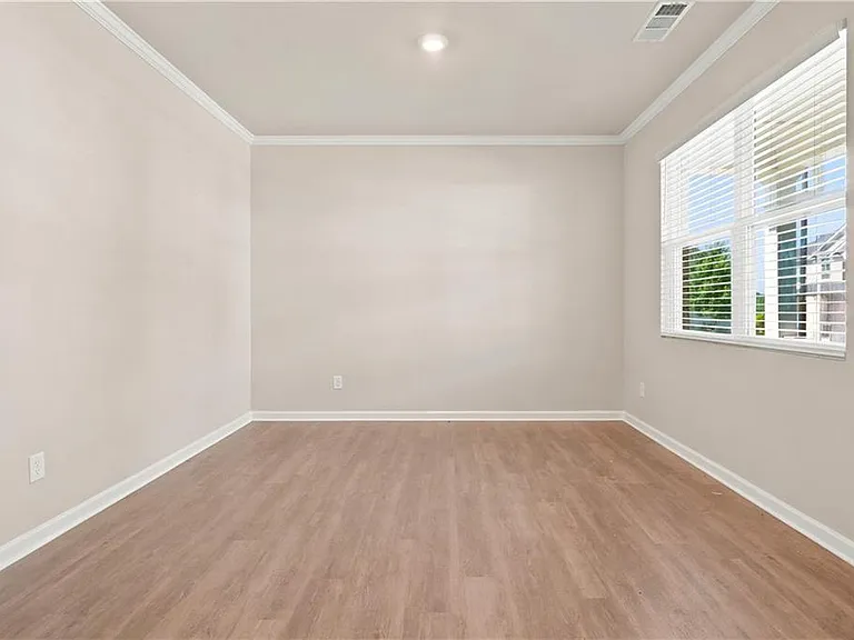 157 Lost Creek Blvd — Photo 15