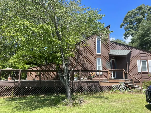 232 Knott Dr, Eutawville, SC 29048