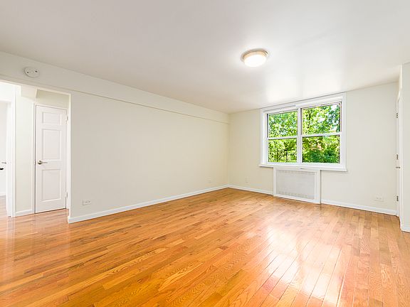 3rd image of 5545 Netherland Ave #C3