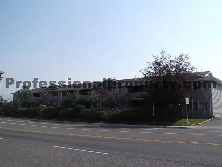 4104 Hillview Way — Photo 6
