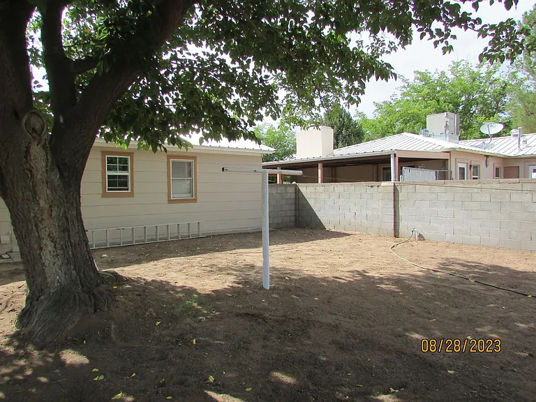 1103 S Platinum Ave — Photo 15