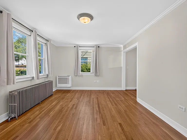 118 Summit St — Photo 27