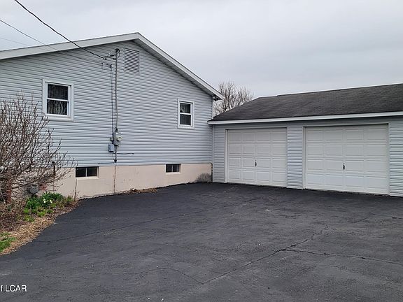 5th image of 613 Saint Johns Rd