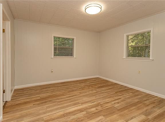 4th image of 29216 Dinkins Dr