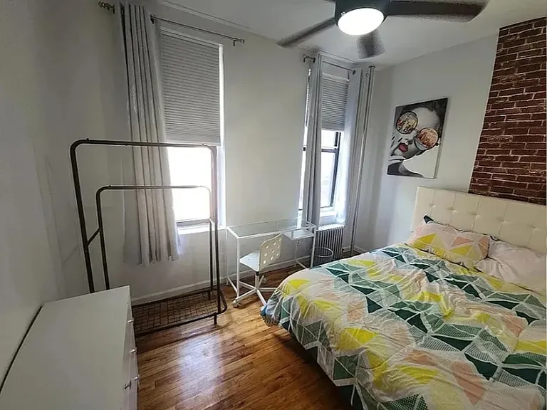 534 W 50th St #2F — Photo 1