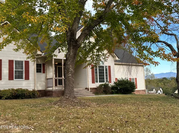 2819 Saint Charles Pl, Pigeon Forge, TN 37863