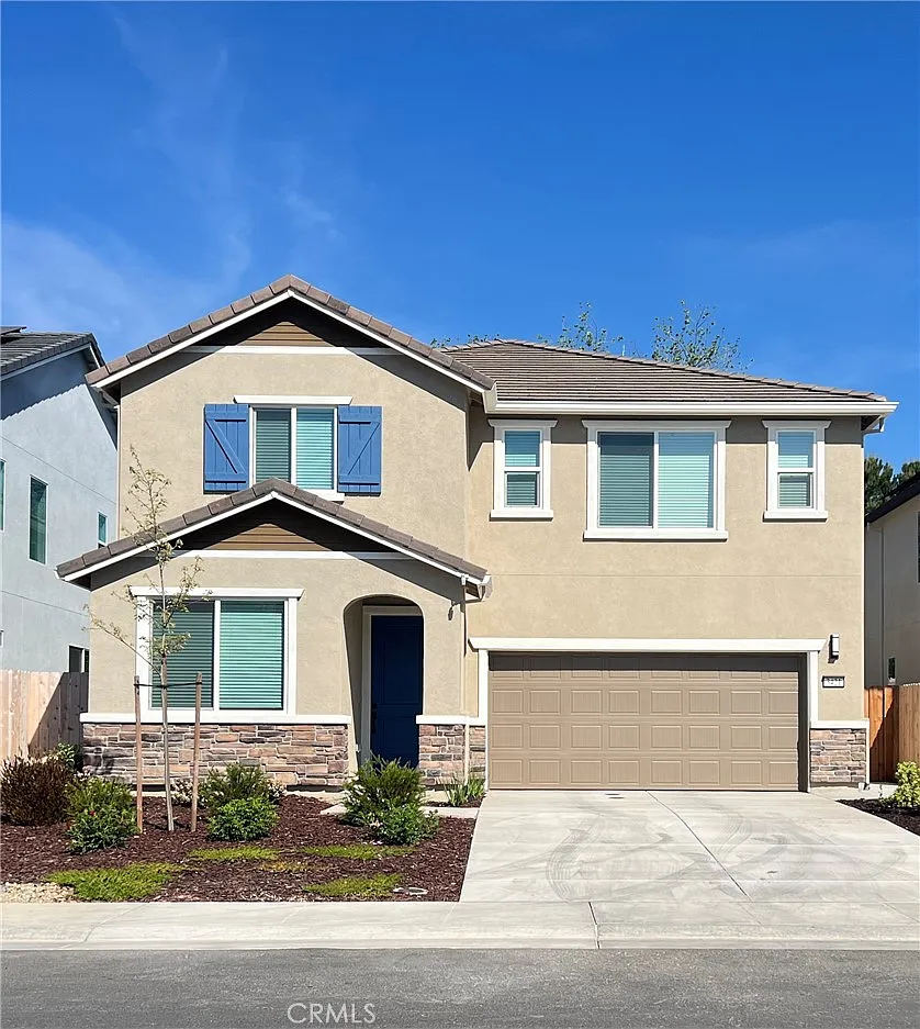 3421 Misty Lake Dr photo 1