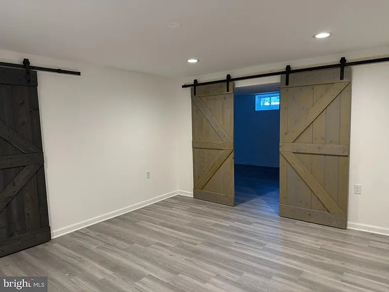 1231 Stallion St — Photo 35