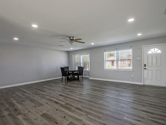 4th image of 2031 Sauvage Ave